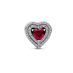 Charm Corazones relucientes en niveles